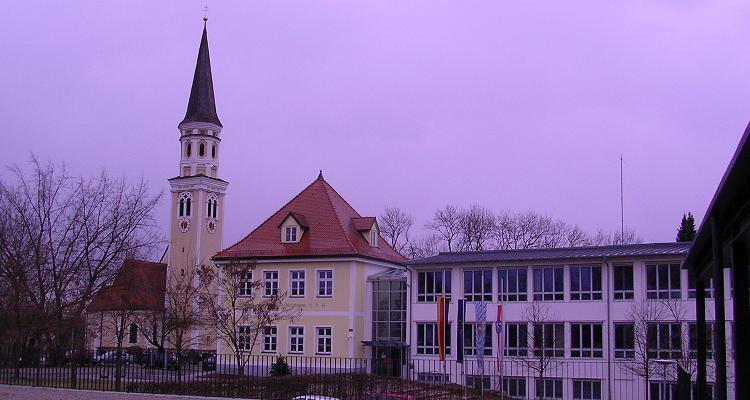 Kirche und Rathaus in Odelzhausen,
 13.03.2008
